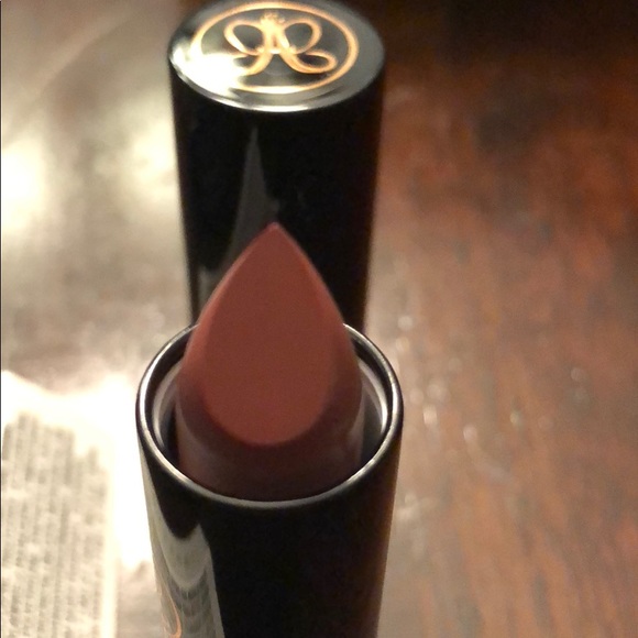 Anastasia Beverly Hills Other - Anastasia Beverly Hills Matte Lipstick